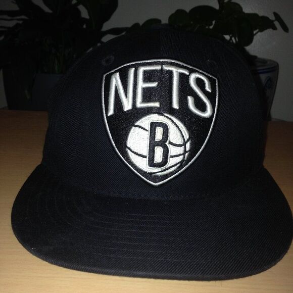 Men's Mitchell & Ness OFFICIAL Brooklyn Nets NBA Flat Brim Hat Size 7 1/2 7.5 - Picture 2 of 9